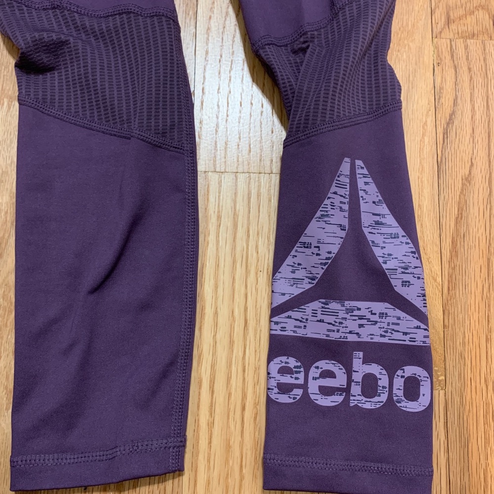 brand  new reebok workout leggings!